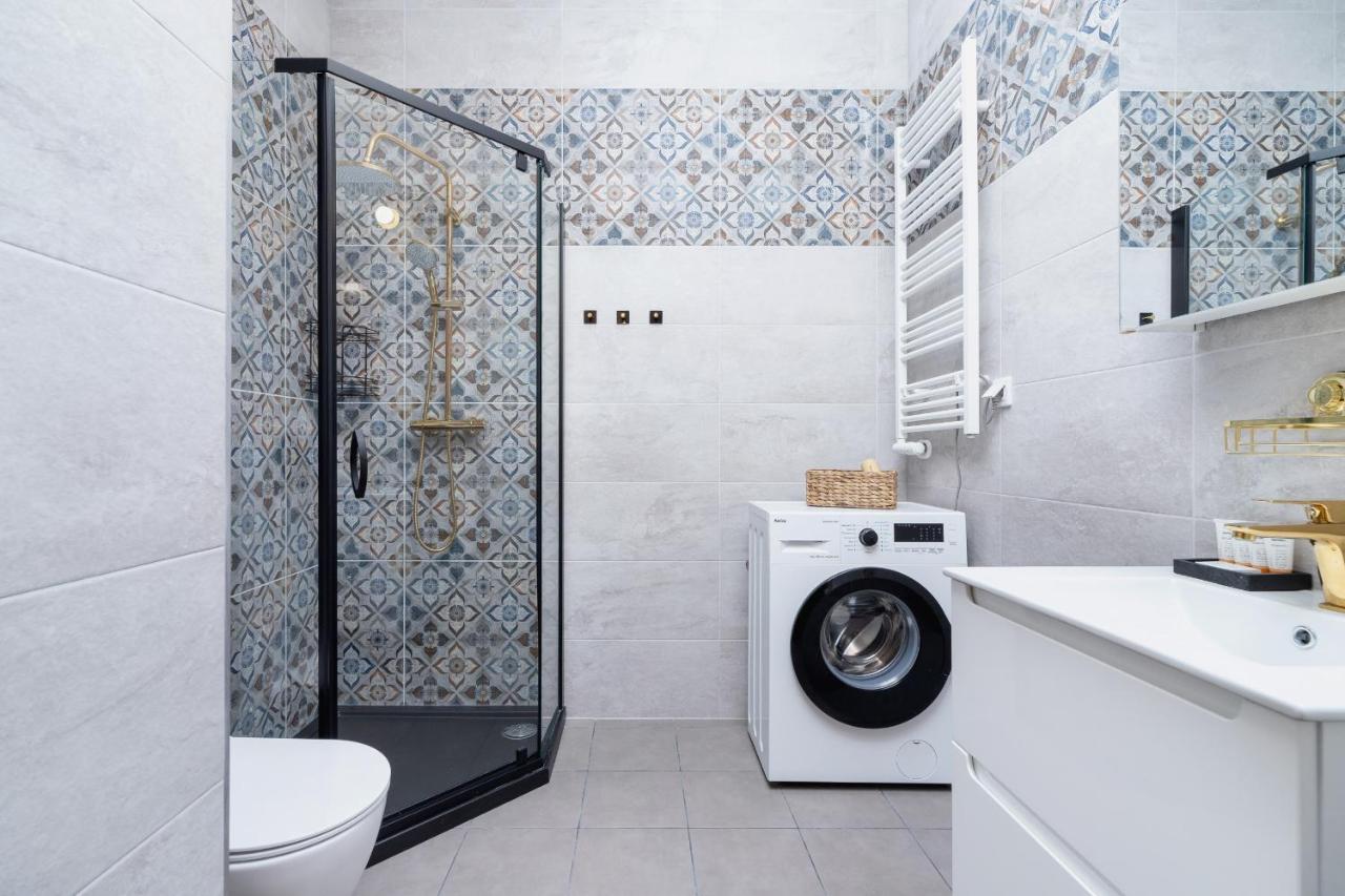 Apartment Fabryczna By Renters By Renters Krakow