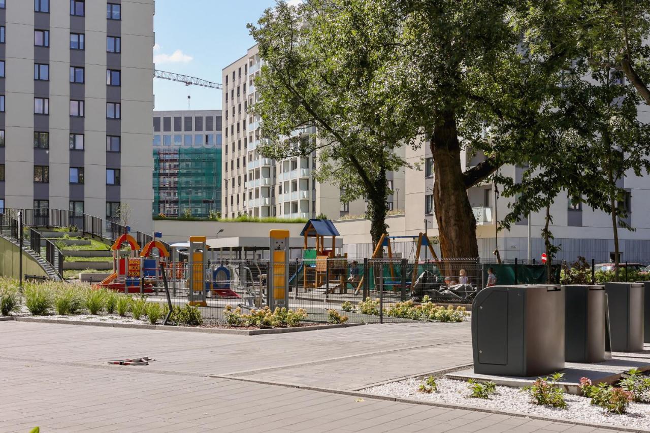 Fabryczna By Renters Apartament *